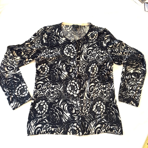 NWOT Talbots Black White Floral Merino Wool Sweater Button Down SZ S - Picture 3 of 11